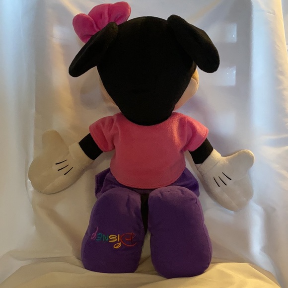 Minnie Mouse Stuffed Doll - Picture 7 of 13